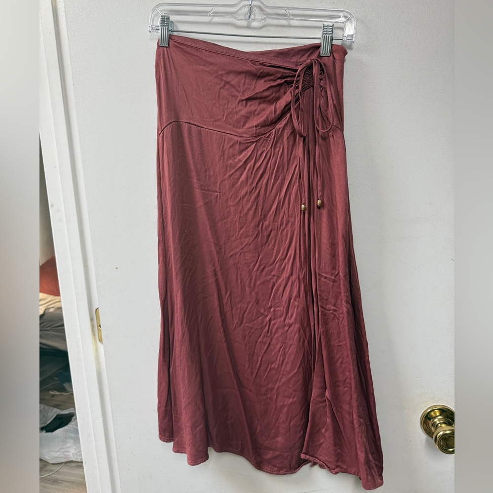 Zara mauve midi skirt